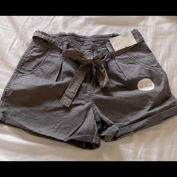 Arizona Jean Company Pants - Arizona Gray High Rise Belted Shorts Sz 9